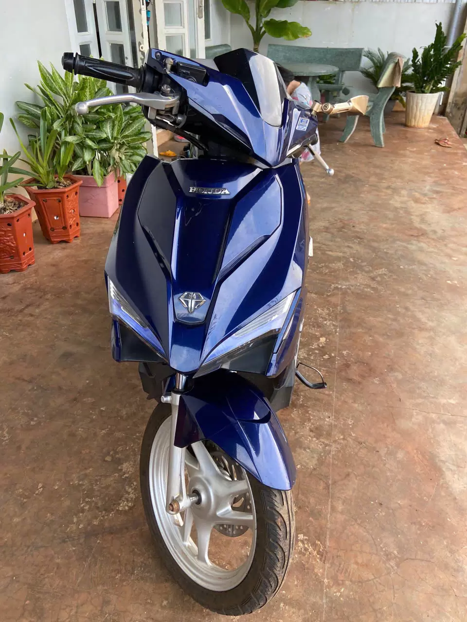 Xe máy Honda Air Blade xanh than