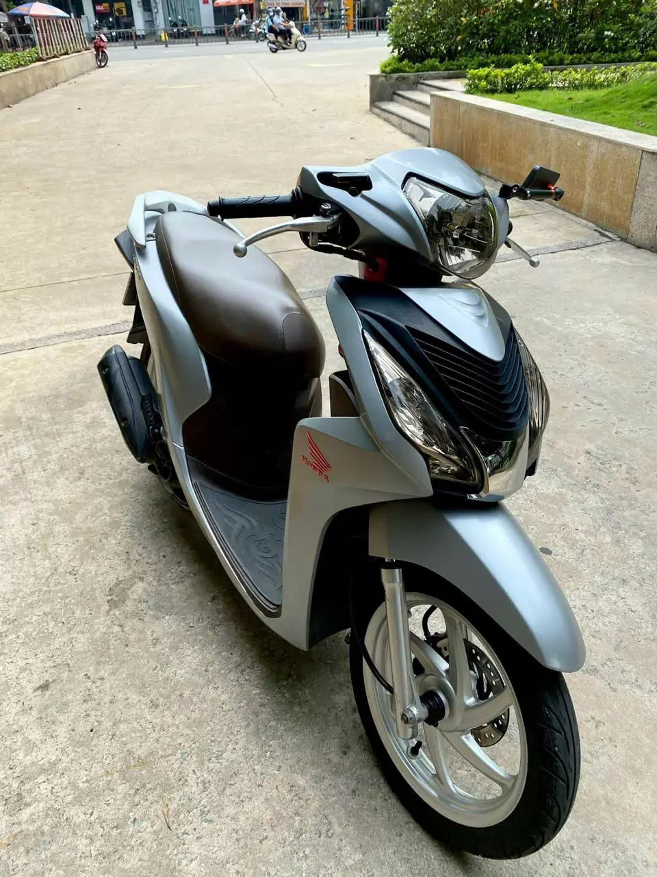 Honda Vision 2019 màu ghi xám
